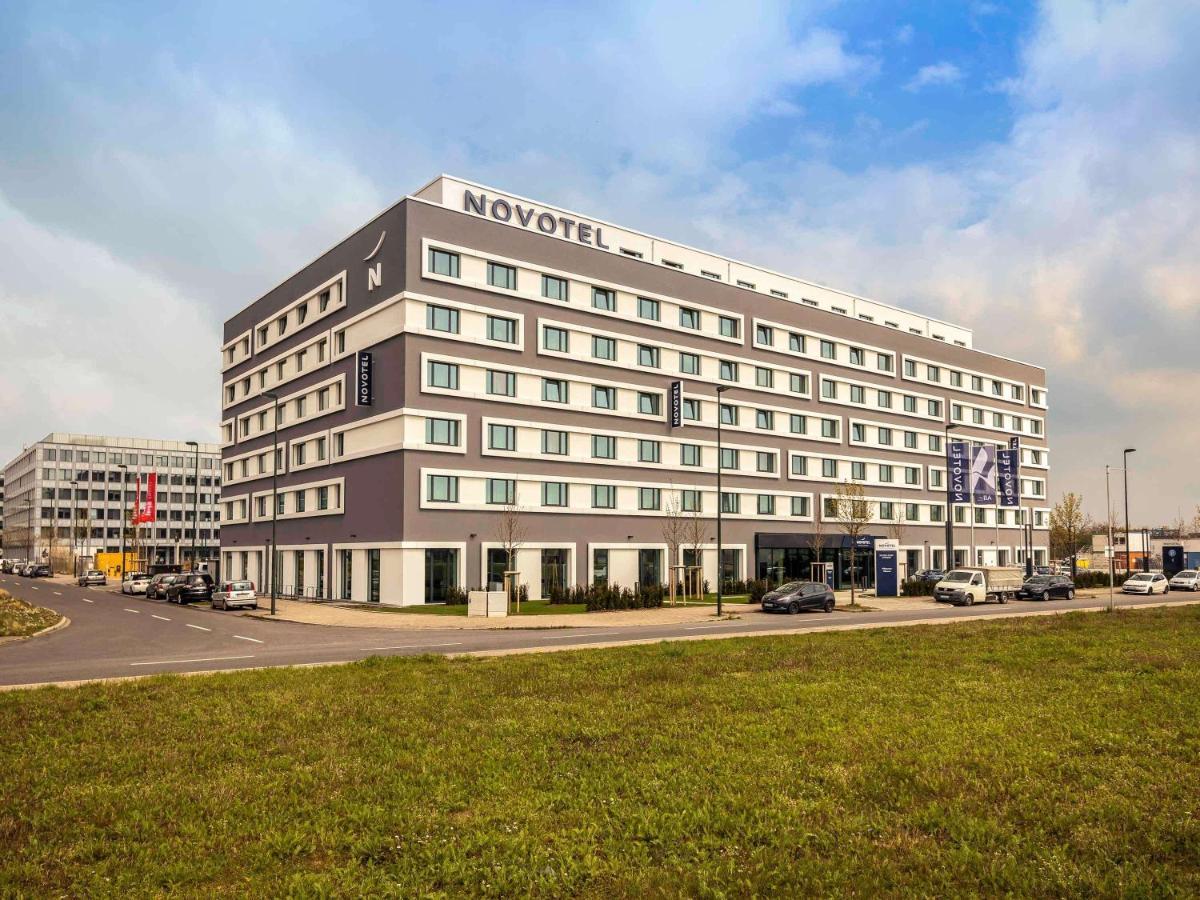 Novotel Duesseldorf Airport Dusseldorf Exterior photo